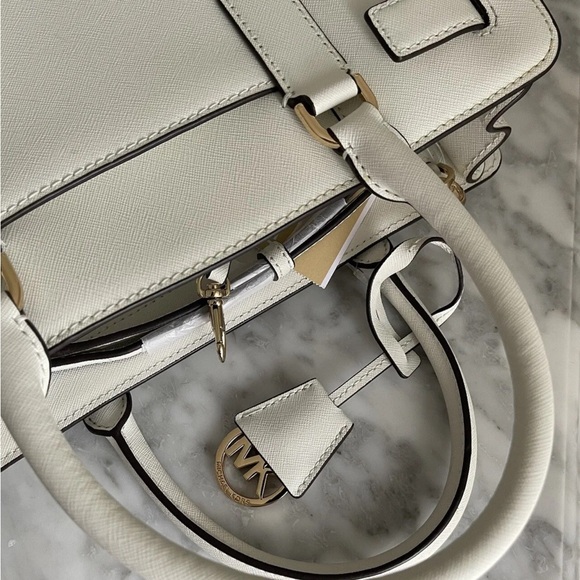 AUTHENTIC MK Michael Kors leather handbag shoulder crossbody New w/Tags - Picture 5 of 9